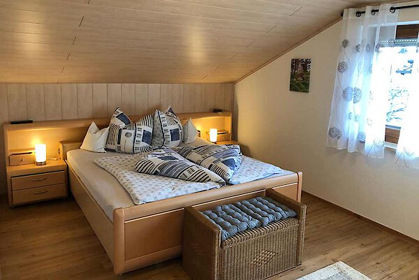Schlafzimmer - Ferienwohnung im Bayerischen Wald